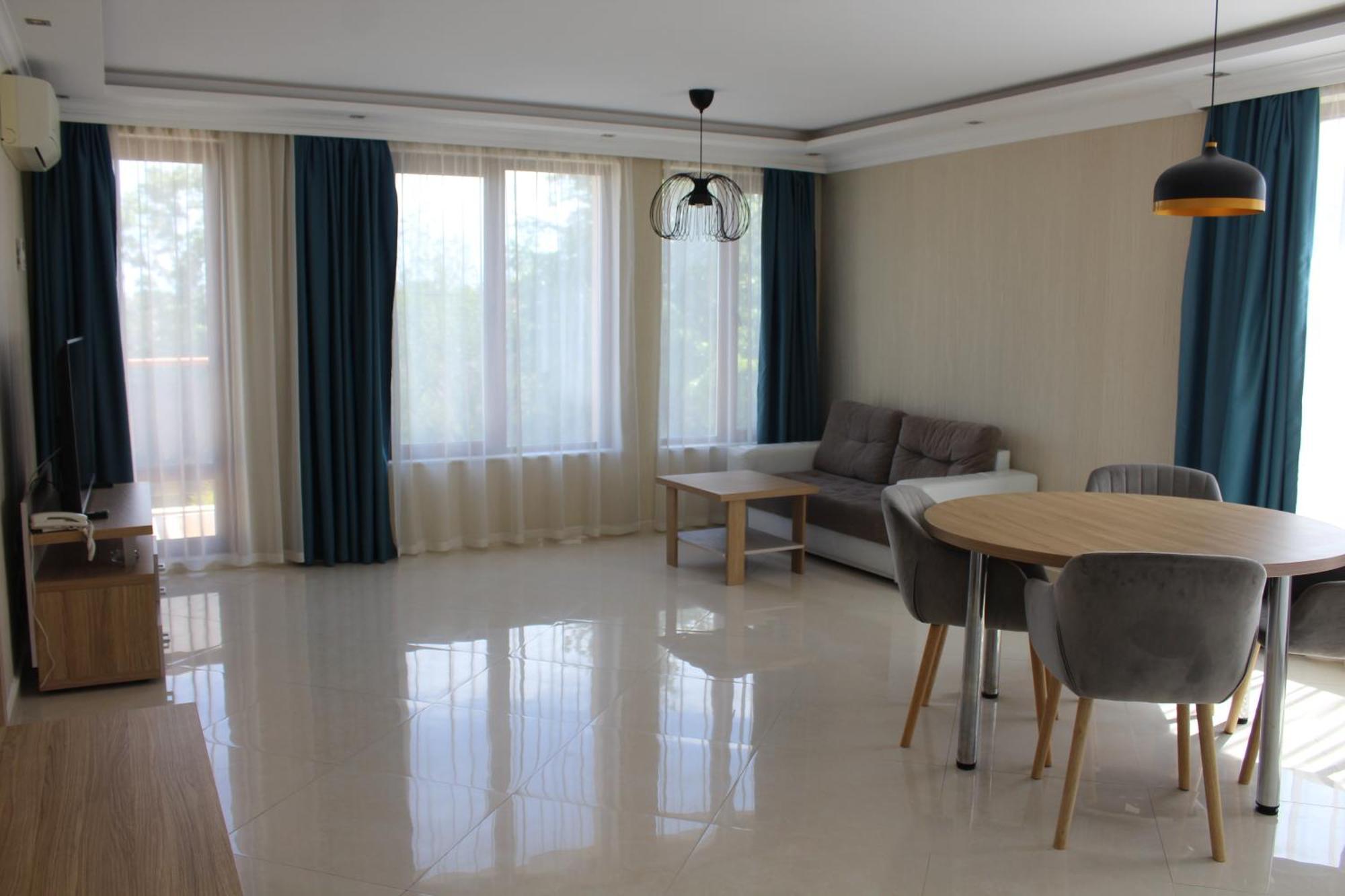 Vemara City Boutique Hotel-Free Parking Várna Kültér fotó